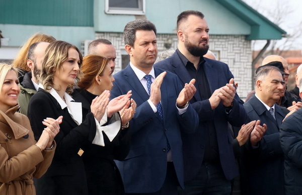 426558868 945671477564771 1450616432711565190 N