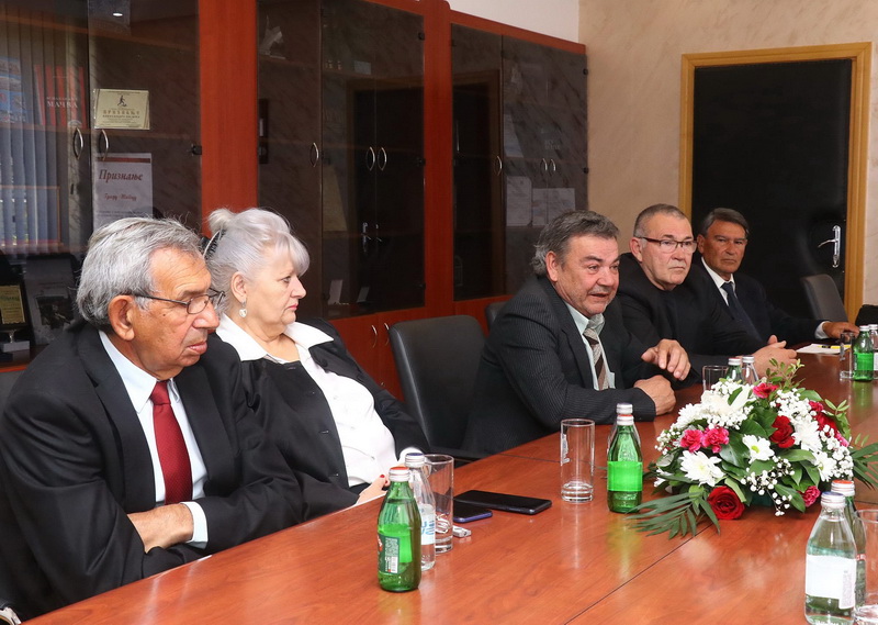 435491342 983046037160648 5333350683194780948 N