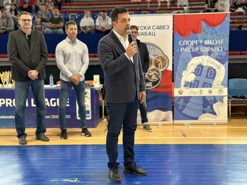 441384209 893998182739642 6519083980706879746 N