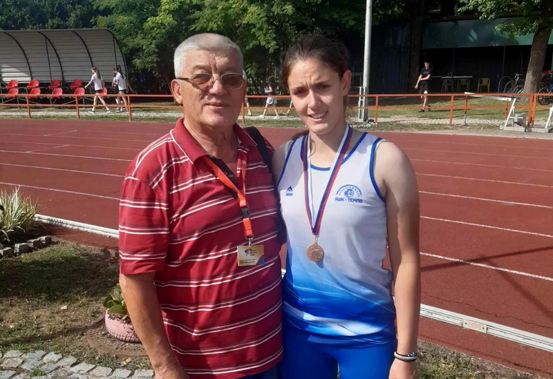 448361327 3713660858953640 2321532345554880970 N