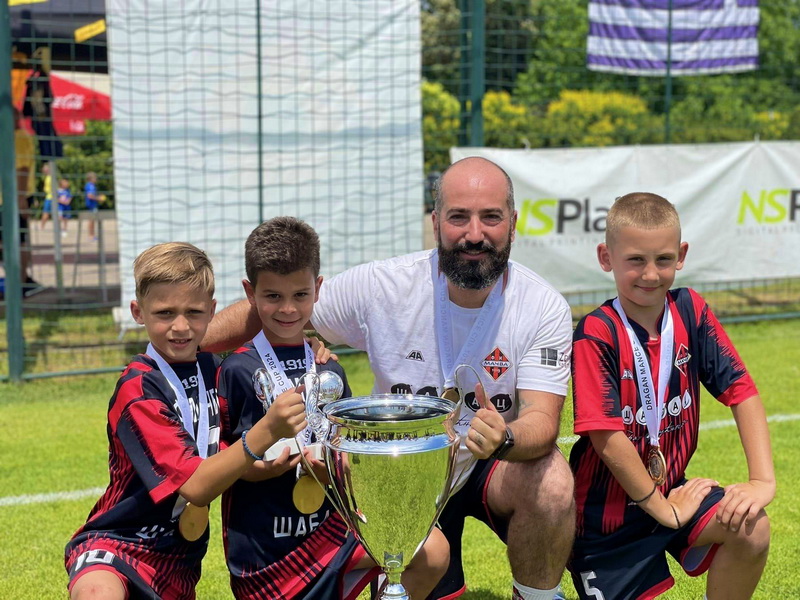 448486997 992447672889497 1267610931661844156 N