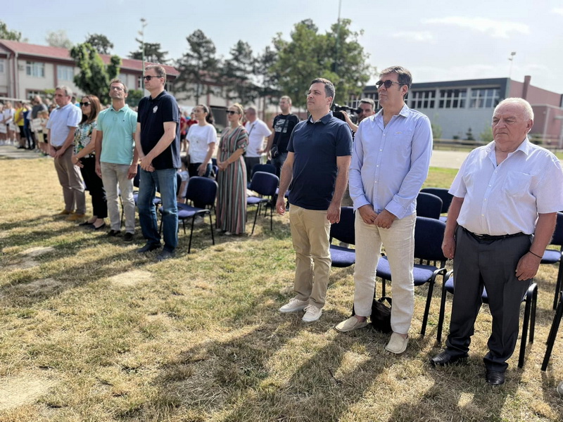 448824265 923972703075523 7358298404997118409 N