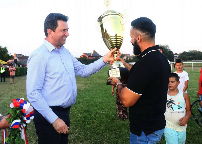 452226579 1057820309683220 1443485789227547499 N