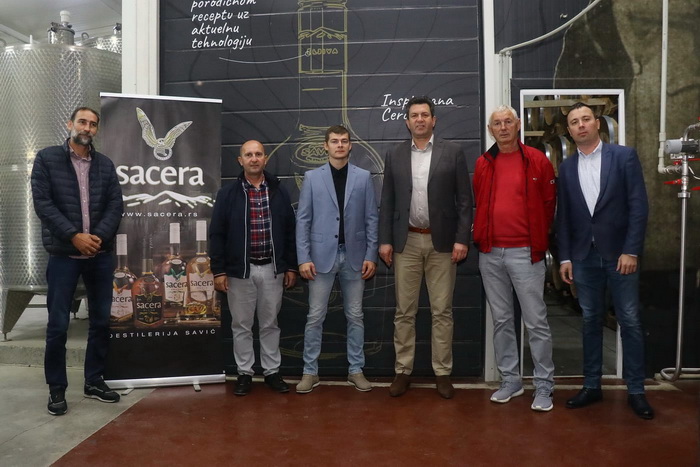 465772122 1140306838101233 8947299320566465170 N