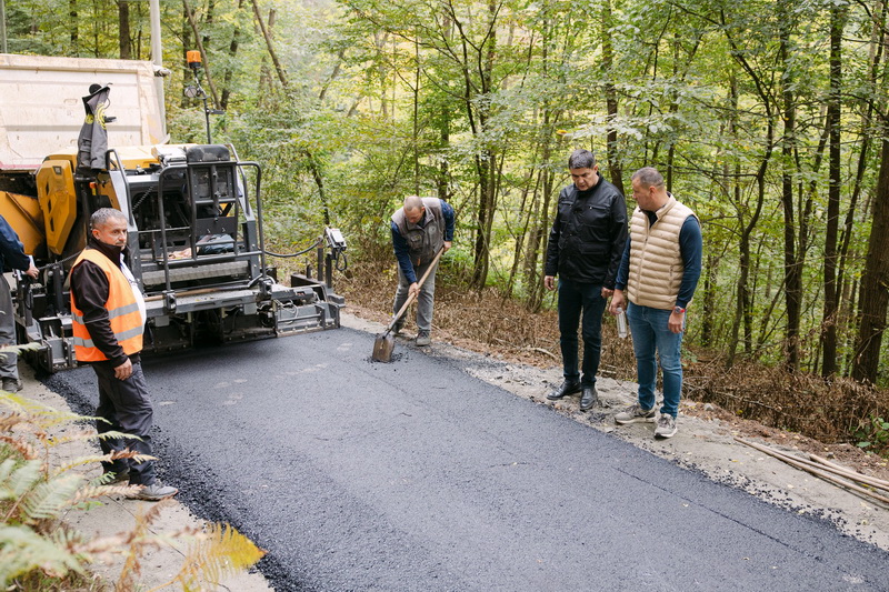 558902267 1351885656536878 8925261974129593369 N