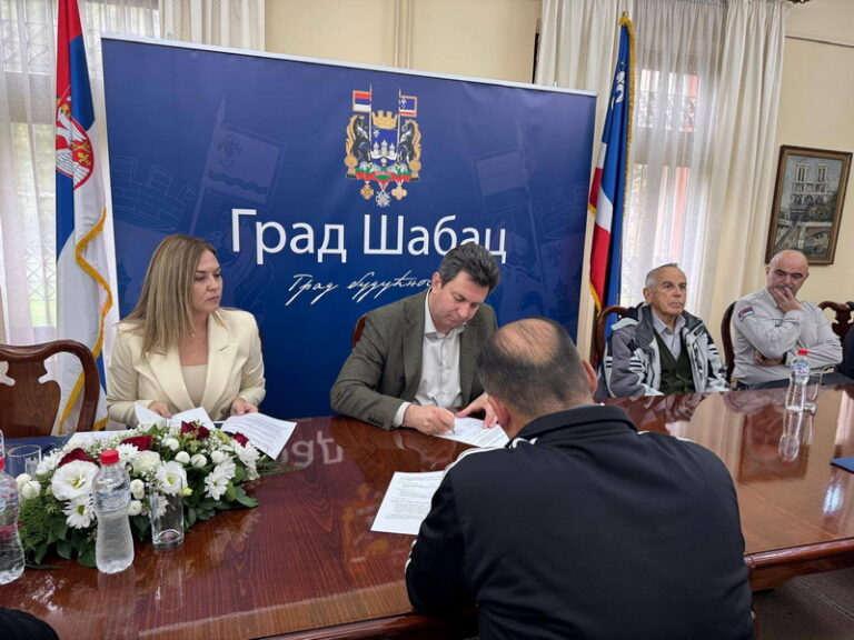 562399592 1444163314382249 3323506966042633675 N