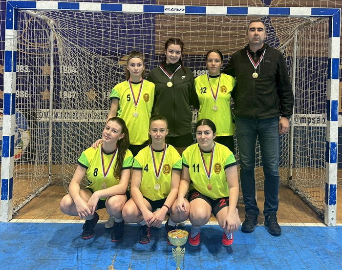 599930253 1522743632868521 3973601377163461173 N