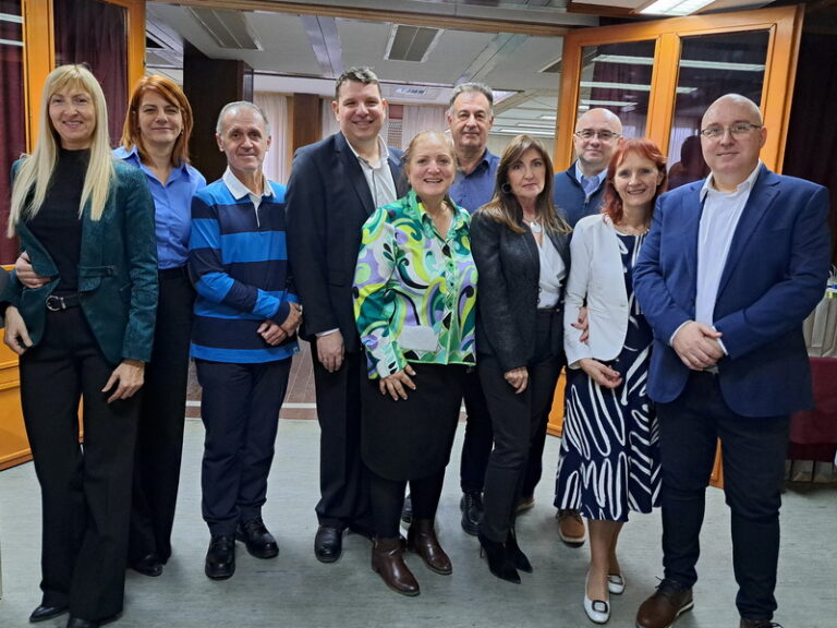 605214223 807882298962728 5860923334884726665 N