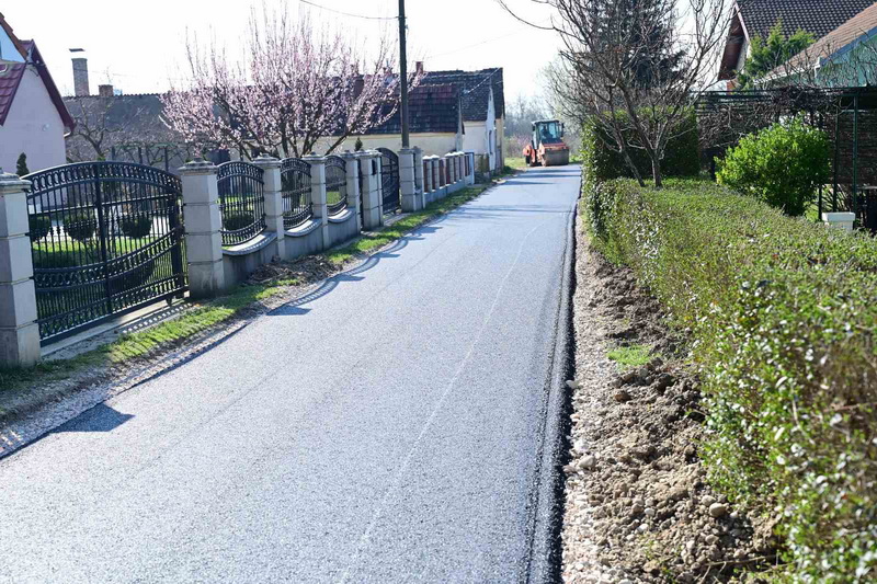 649872940 1664953797880113 5459136987318017377 N