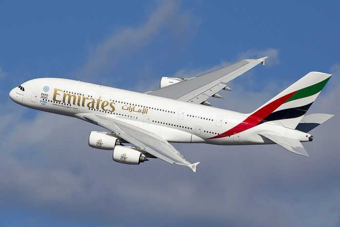 Fly Emirates 696x464.jpg.pagespeed.ce.xpy2hg7zpd
