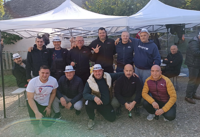 Img 9df7a75cf5ddee7be8d7602074cac4f1 V