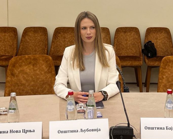 Kancelarija Za Mlade Ljubovija Rivera Info 02 683x1024