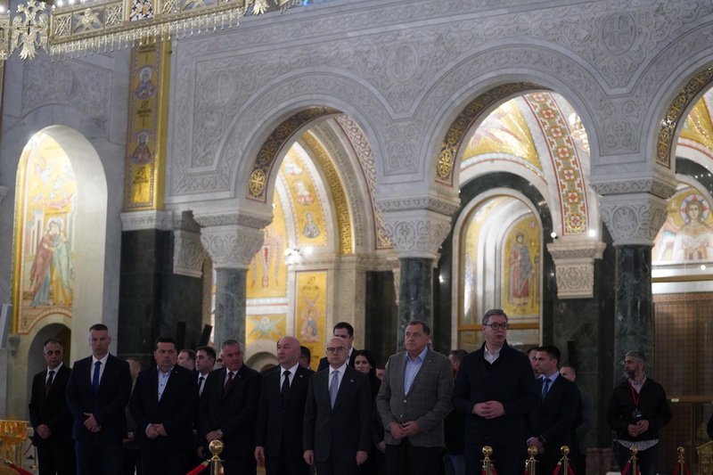 Nenad StevandiÆ, Radovan VikoviÆ, Nenad PopoviÆ, Milo VuÈevÆ, Milorad Dodik, Aleksandar VuÈiÆ