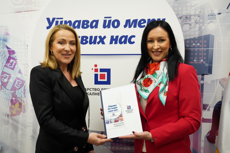 Sneana PaunoviÆ I Jelena ariÆ KovaÈeviÆ