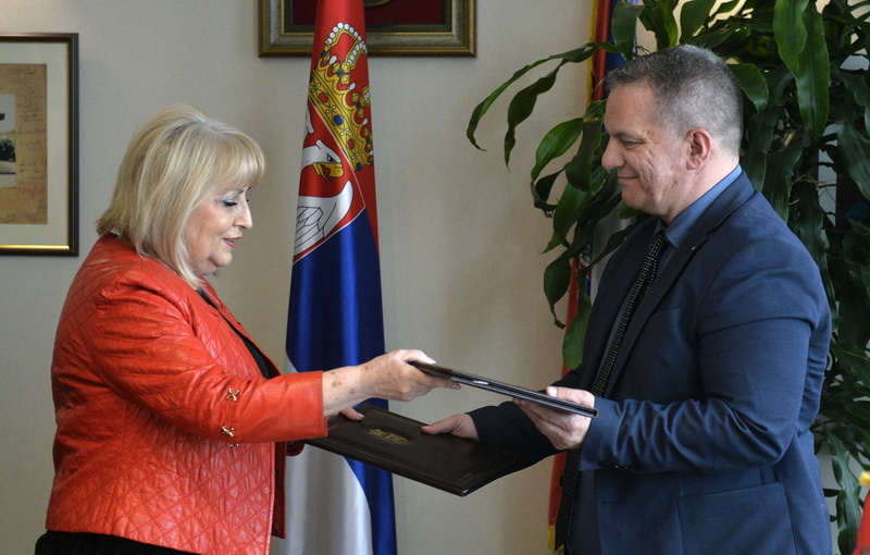 Slavica ÐukiÆ DejanoviÆ I Dejan Vuk StankoviÆ