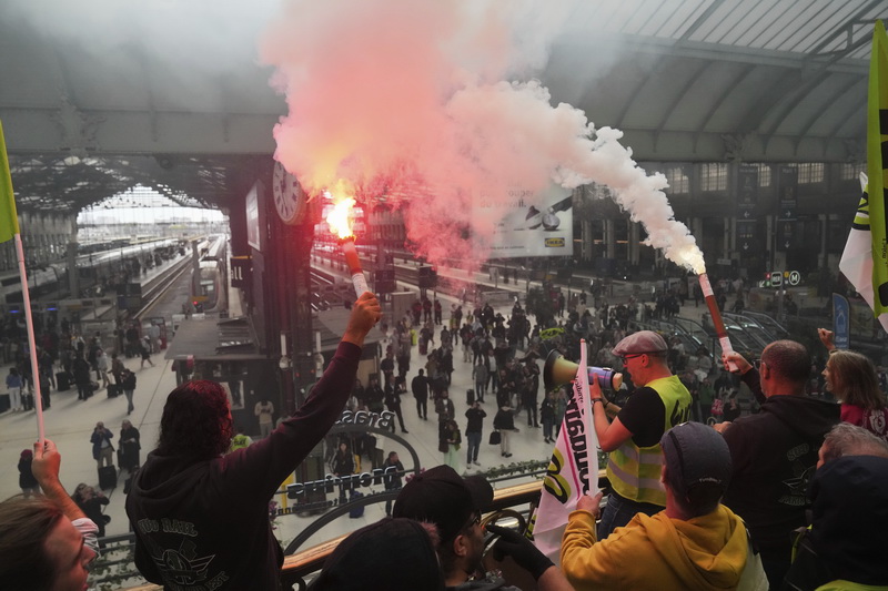 France Block Everything