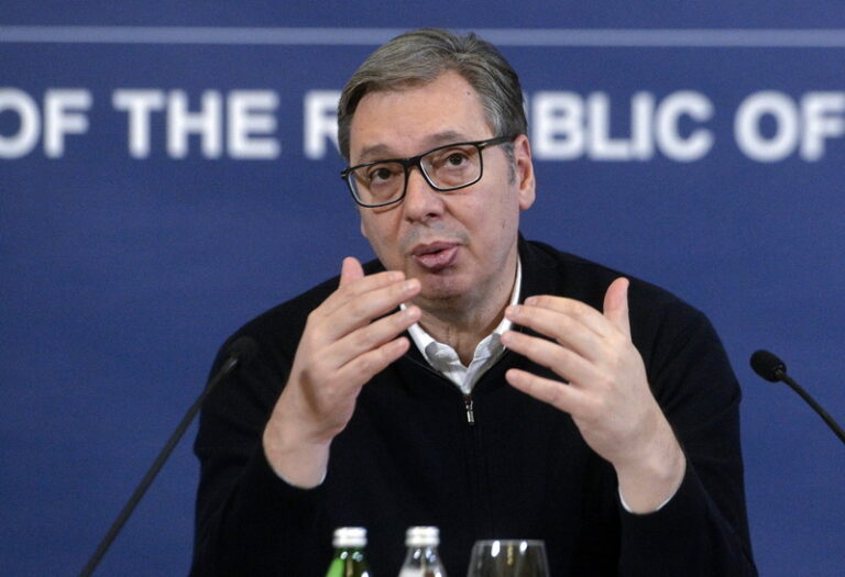 Aleksandar VuÈiÆ