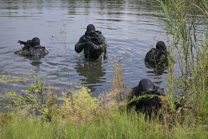 Prijem Novih Vojnika U Elitne Jedinice Vs