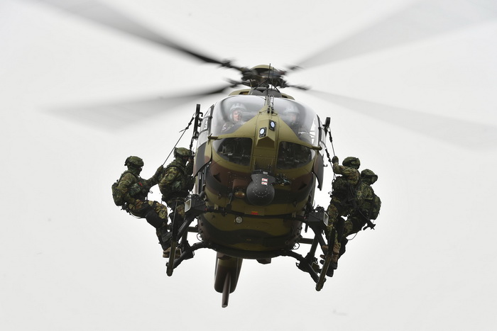 Prijem Novih Vojnika U Elitne Jedinice Vs