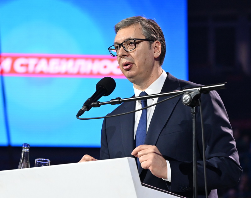 Aleksandar VuÈiÆ