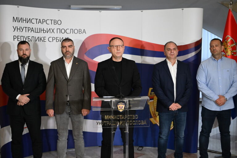 Dragan VasiljeviÆ
