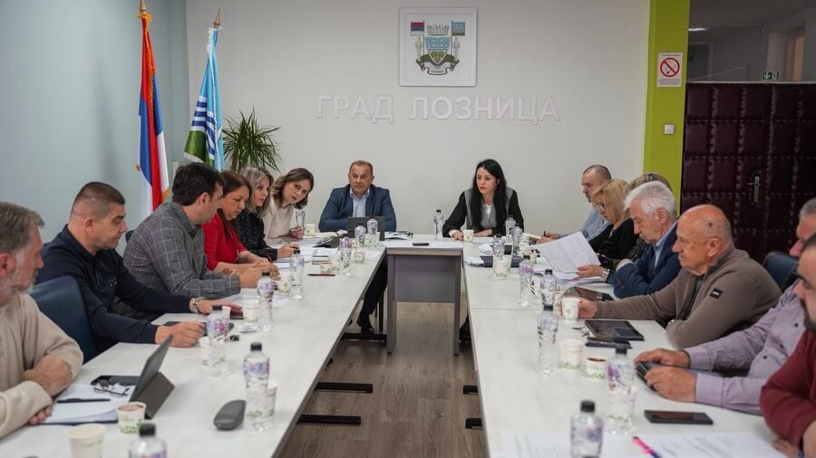 У малој сали Градске управе Лознице одржана је 61. редовна седница Градског већа на којој су ра 3